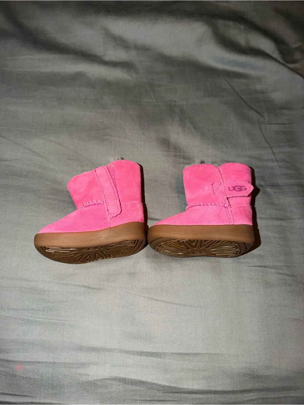 UGG Kids Bright Pink Suede Shearling-Lined Boot